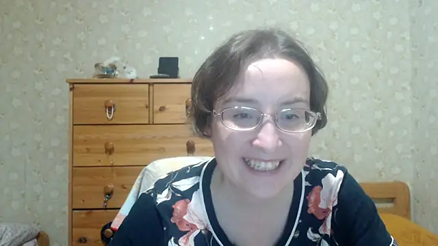 Smart_Rose Adlı Modelin Canlı XXX Sohbeti