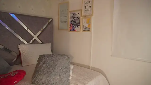 Naomi-Gray লাইভ XXX চ্যাট