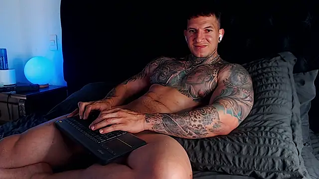 Shane_Clay webkamerás műsora