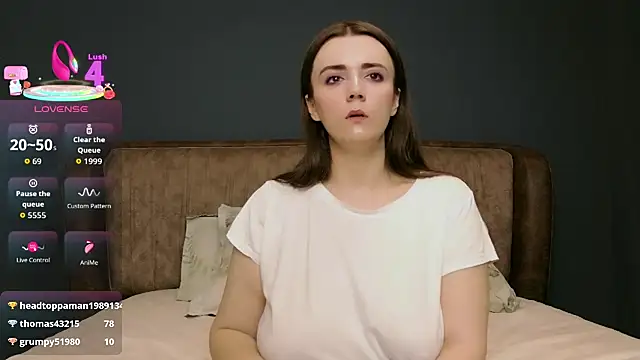 IamMollyのライブXXXチャット