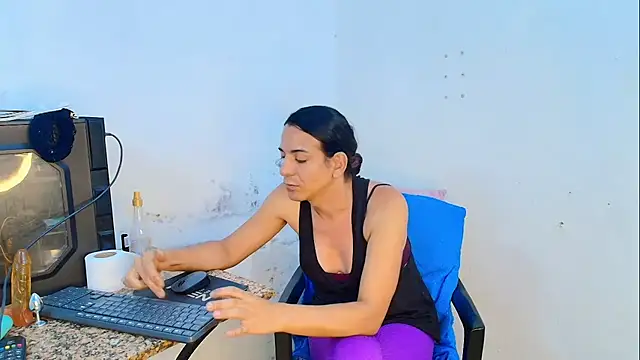 Oh_Tique – webcam-show