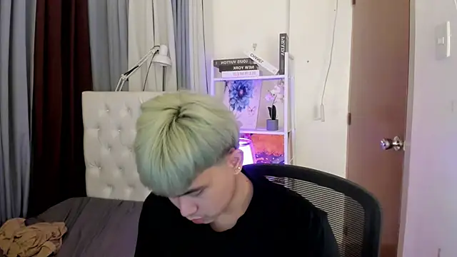 Онлайн чат XXX davincihugecock