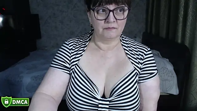 BrandiOhNight's Webcam Show