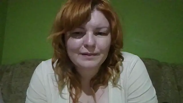 KrisryOxNikss' Live Chat Room