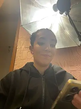 SALOME_KORLAND – Live XXX-chat