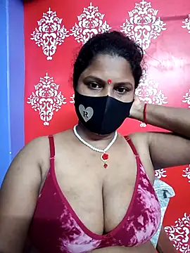 Baby_Sexy_10 élő XXX-chatje