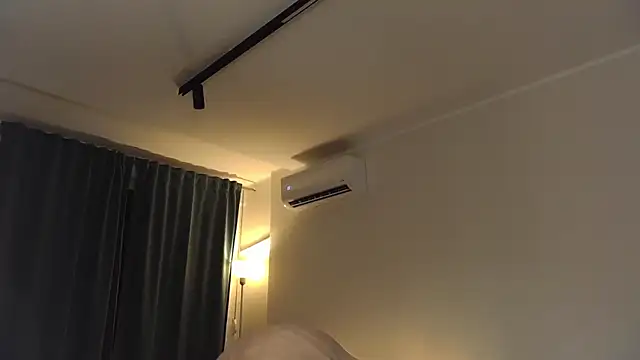 amber_quell_here: вебкам-шоу