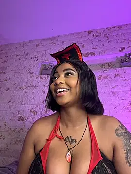 pamela_west élő XXX-chatje