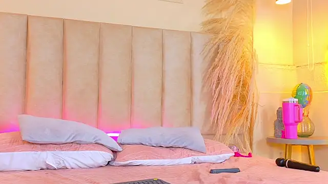 XXX chat uživo modela AlynAllen