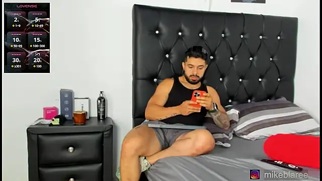 دردشة mikeblaree الجنسية المباشرة