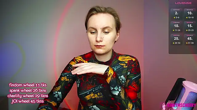 KinkyMissCherry élő XXX-chatje