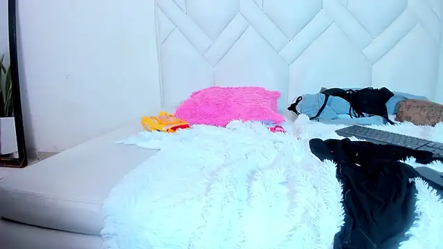 Cleopatra_Transのウェブカメラショー