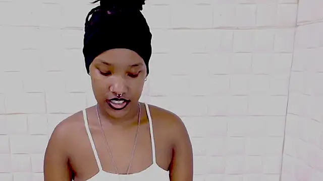 EroticSexyPradaのライブXXXチャット