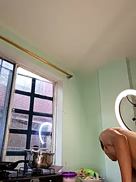 XXX chat uživo modela Andy_Kein