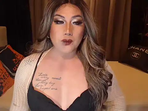 YourMistressAggy 在線直播表演