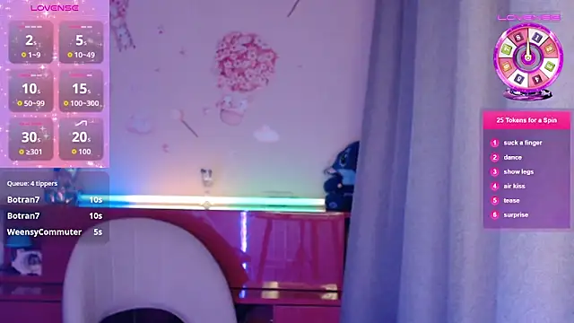 -Stephanie- Live XXX Chat