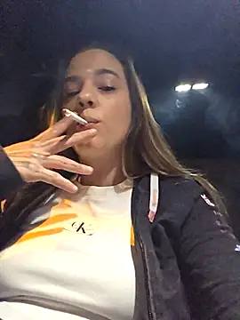 Chatroom XXX en direct de Luna_Lynn