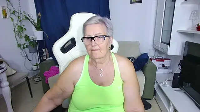 Selenna57's Live XXX Chat