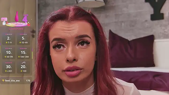 XXX chat uživo modela LollyShine