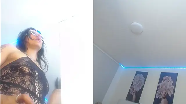 XXX chat uživo modela SamathaMay