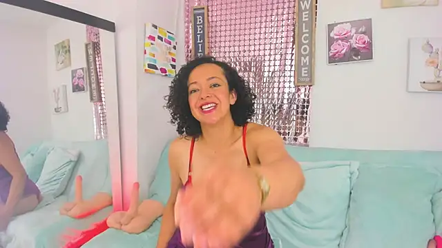 AnaDalila_Latina – Live XXX-chat