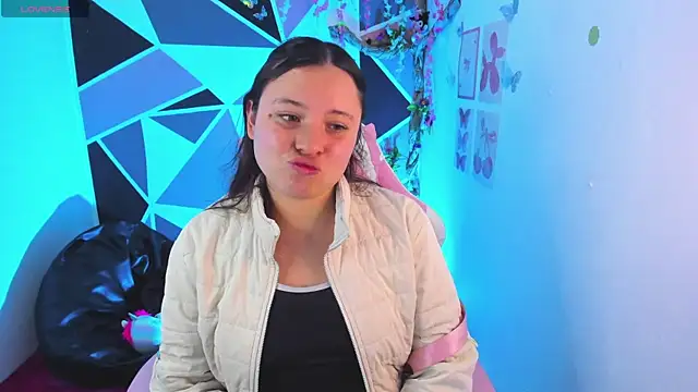 little_emma0 Live XXX-chat