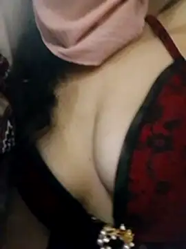 Almas-arabic Webcam-Show