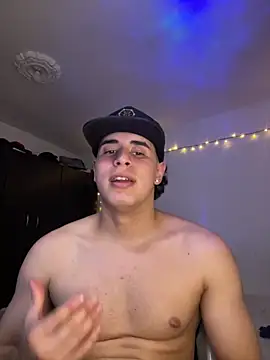 Maximuz1920's Live XXX Chat