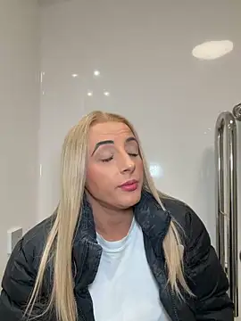 Show de Strongqueen na webcam