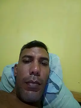 UnreadyChutzpa Webcam show