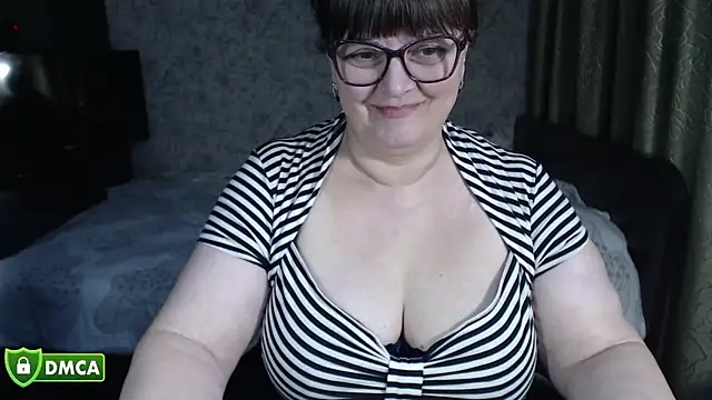 BrandiOhNight: онлайн-секс-чат