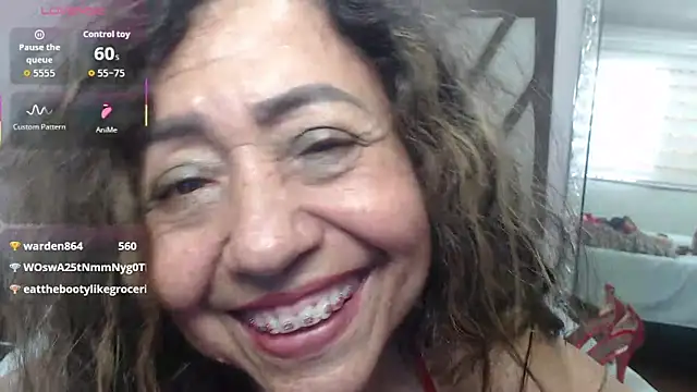 Chat +18 de matureluna ao vivo