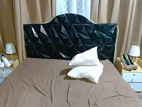 AshantTsiBigCock Show Webcam