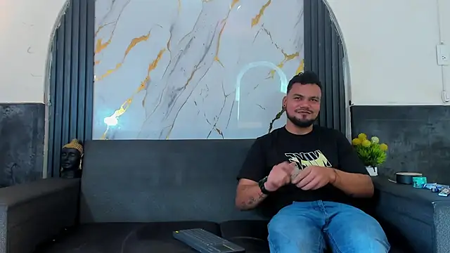 Chat +18 de Latins_on_fire ao vivo