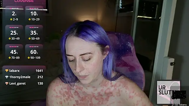 ursluttygf's Webcam Show