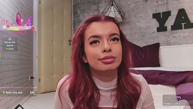 Show modela LollyShine na web-kameri