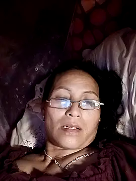 Cucci07: онлайн-секс-чат