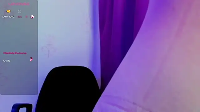 Živý XXX chat KindHazelHere_