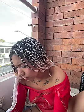 Chat +18 de Laila_LS ao vivo