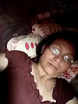 Cucci07: онлайн-секс-чат