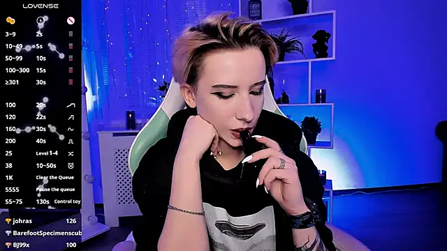 _Rein_ramm Adlı Modelin Canlı XXX Sohbeti