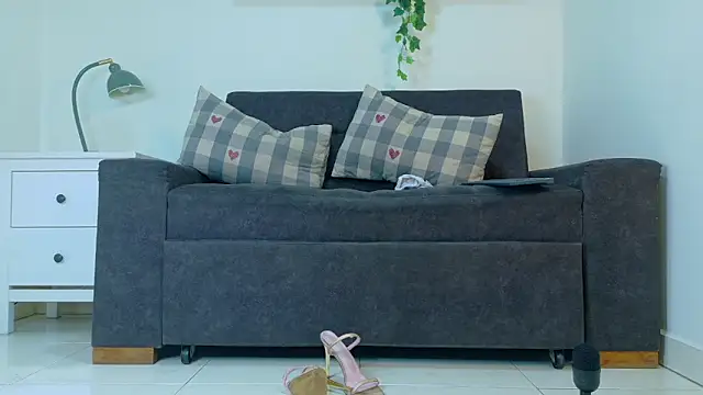 RiriiBrunette__: απευθείας συνομιλία ΧΧΧ