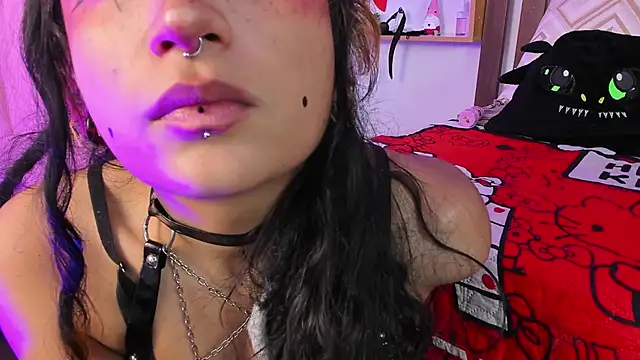 MeowMota_: онлайн-секс-чат