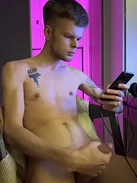 gentle-mikey's Webcam Show