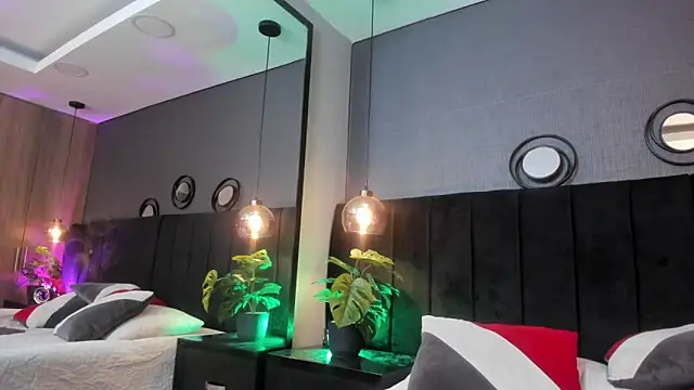 sarah_parker_ Chat XXX live