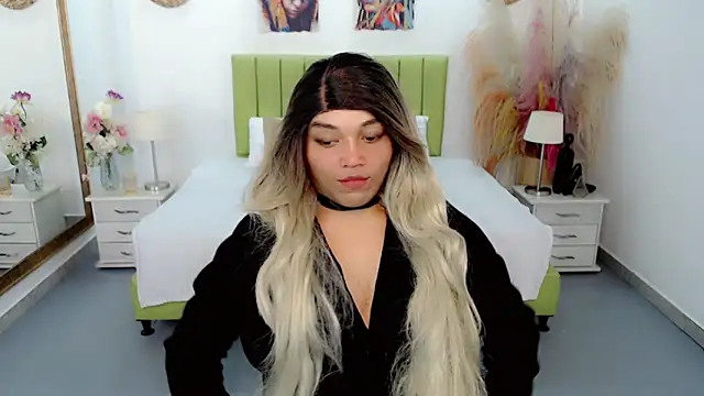 charlotte1_sweet Show Webcam