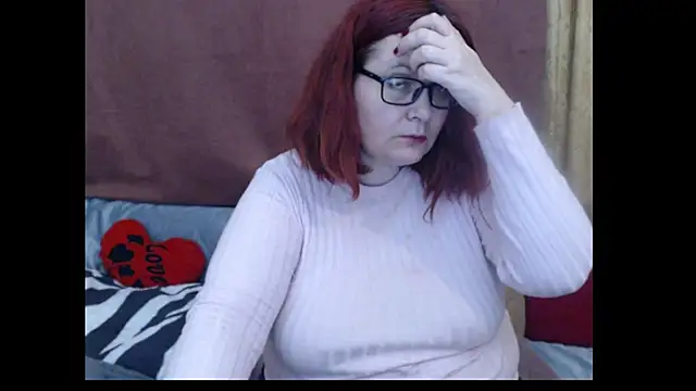 PlayfullMature 即時 XXX 聊天