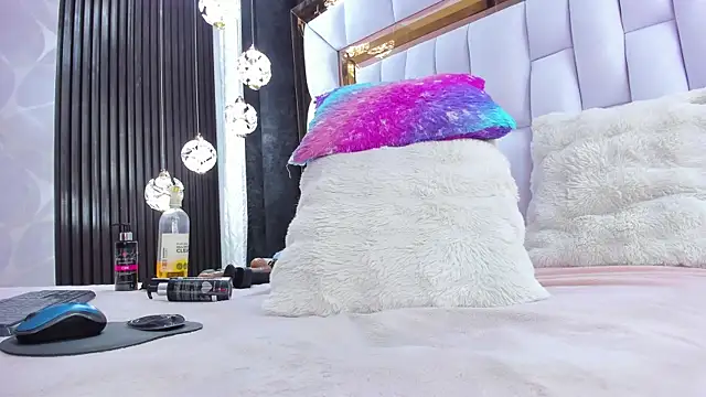 Show Webcam de SarayRoyse