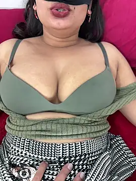 RupaliDixit's Live XXX Chat