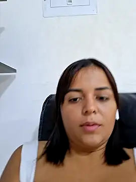 Naugthy-Mey's Live XXX Chat